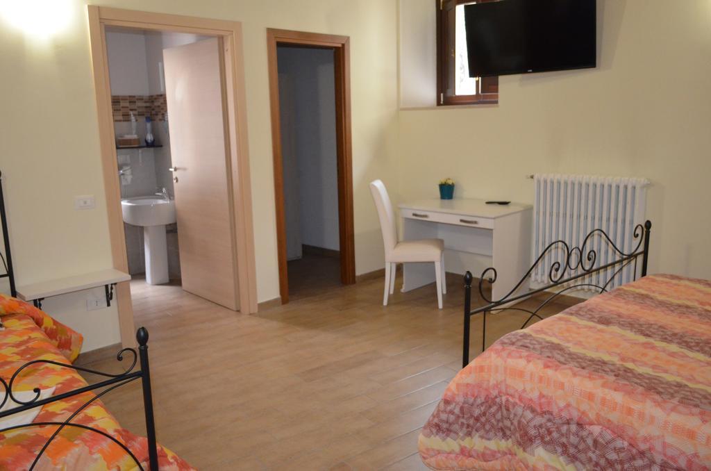 B&B Il Vicoletto Л'Аквіла Екстер'єр фото
